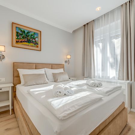 Piano Suites Split Kültér fotó
